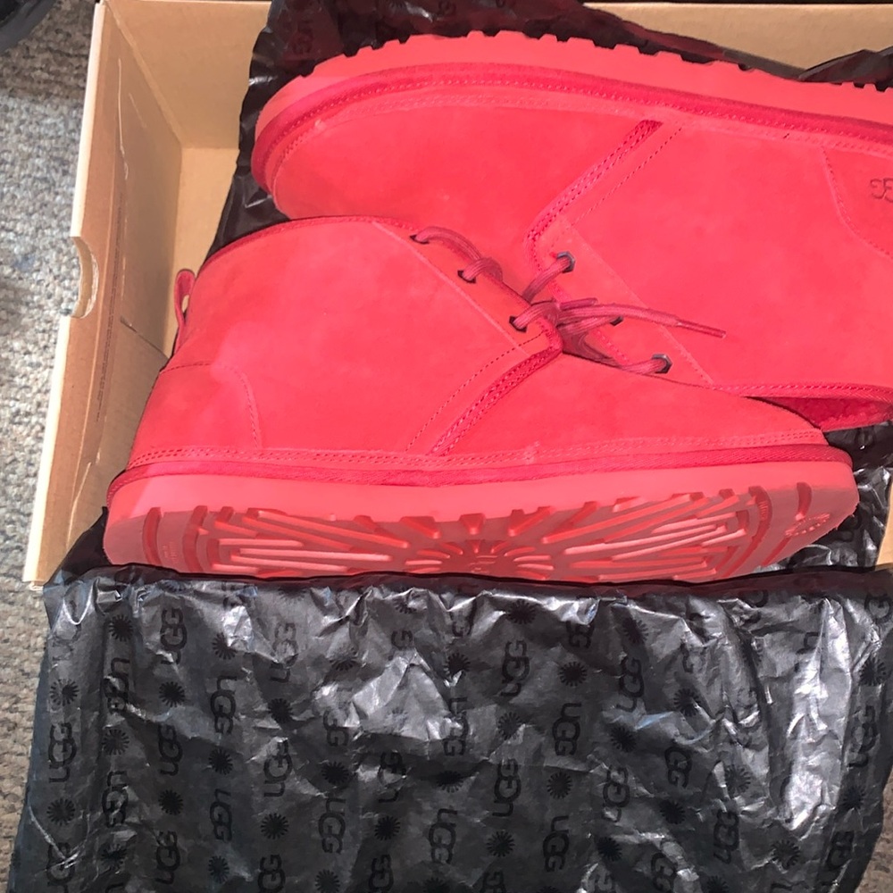 UGG’S